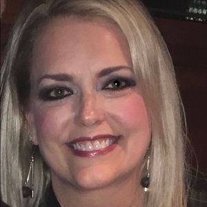 Meet your Posher, Cheryl